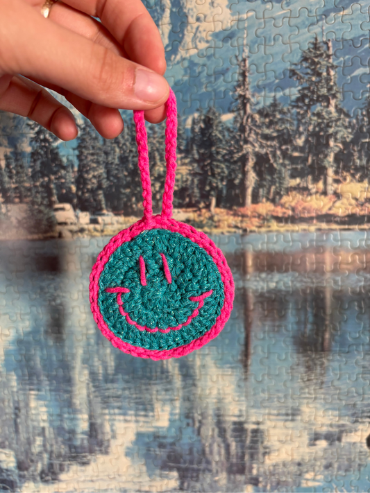 SMILEY HANGER